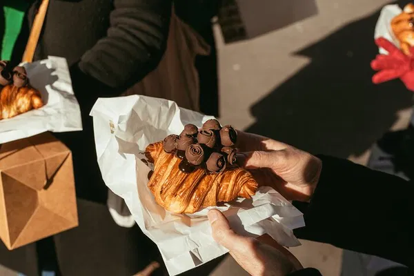 Paris Food Tour: Croissants, Chocolate & Hidden Gems