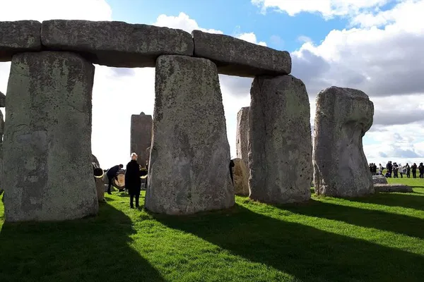 Stonehenge Exclusive: Inner Circle Tour + Bath & Lacock