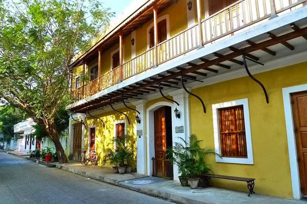 Unveiling Pondicherry's French Charm: A Walking Tour Through Time
