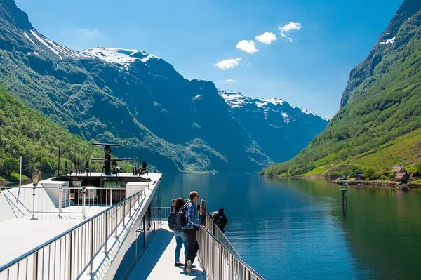 Nærøyfjord, Flåm Railway & Viking Village Day Trip