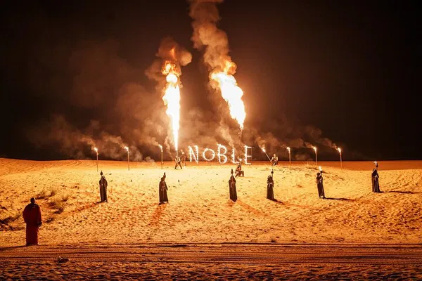 Unforgettable Dubai Desert Safari: Live Shows & Gourmet Dinner