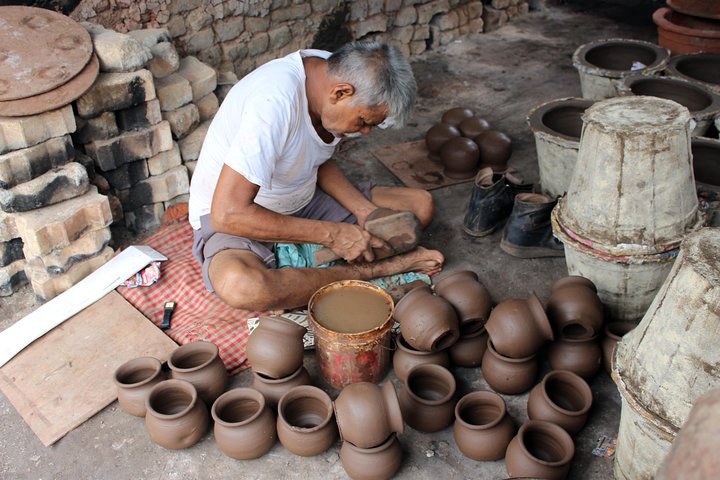 Dharavi Slum Walk: Mumbai's Eye-Opening Cultural Immersion