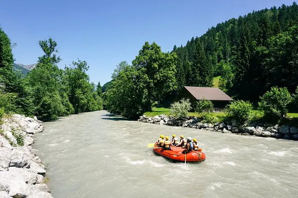 Simme River Rafting: Family Fun in Interlaken