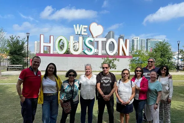 Houston City Tour: Top Sights & Photo Ops!