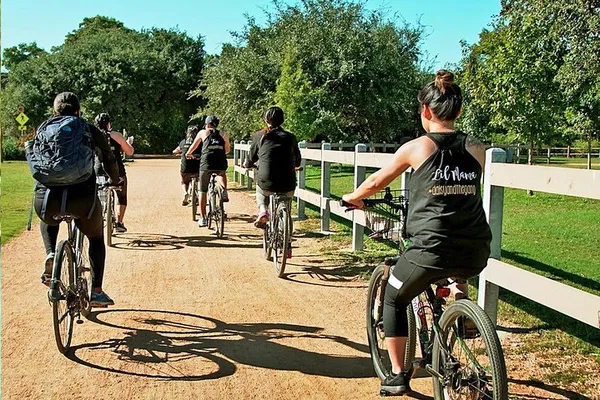 Austin's Town Lake Trail: Family Bike Tour Adventure