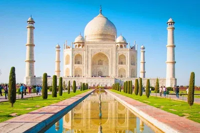 Unveiling Agra's Majesty: A Luxurious Taj Mahal & Fort Day Trip from Delhi