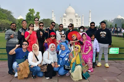 Unveiling Agra's Majesty: A Private Taj Mahal & Agra Fort Day Trip