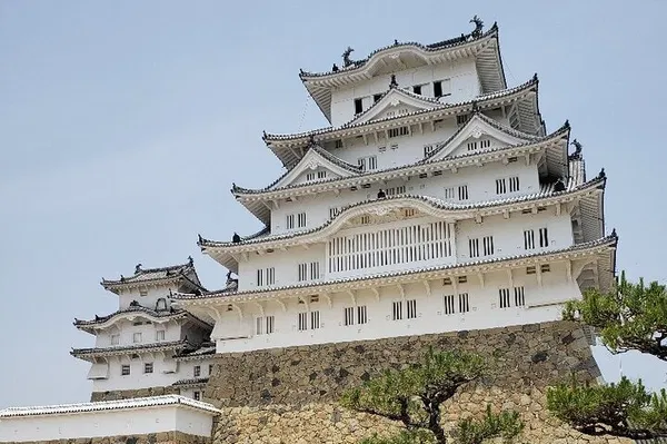 Uncover Himeji Castle's Secrets: A Private Historical Journey