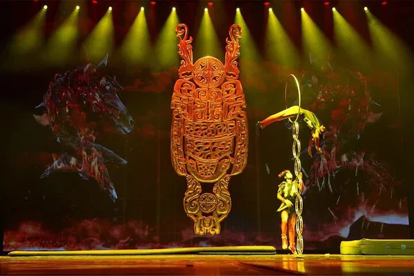 Beijing Red Theatre Acrobatic Show: An Evening of Daring Feats!