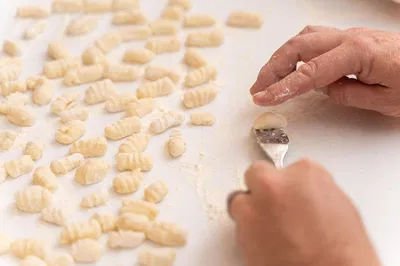 Unlock Roman Flavors: Private Pasta & Tiramisu Culinary Adventure!