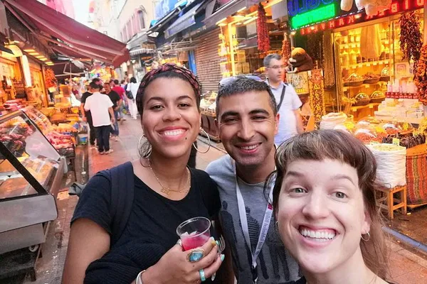 Unveiling Istanbul: A Personalized Layover Adventure