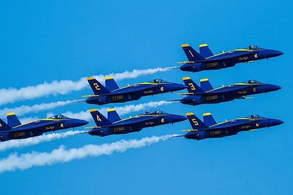 Chicago Air & Water Show Boat Tour: Best Views!