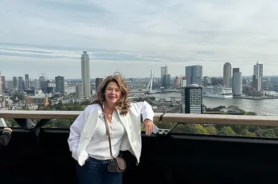 Unveiling Rotterdam: A Personalized Panoramic Adventure