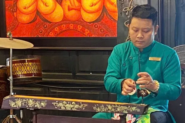 Discover Nha Trang's Cultural Gems: A Personalized Half-Day Excursion