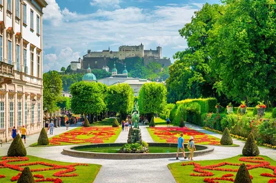 Stress-Free Zurich to Salzburg Transfer: Private Door-to-Door Service