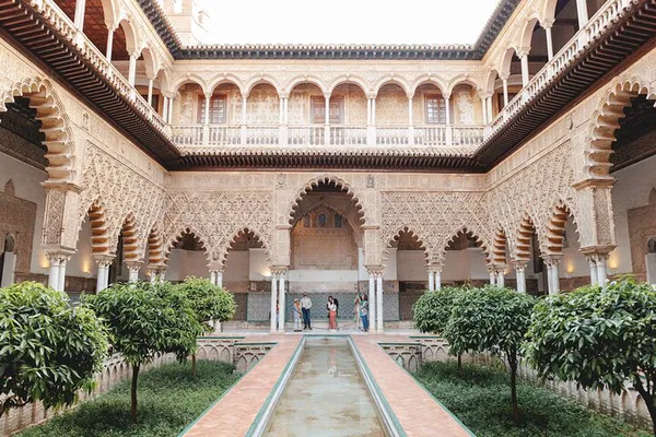 Seville Alcazar: Beat the Crowds Exclusive Early Tour