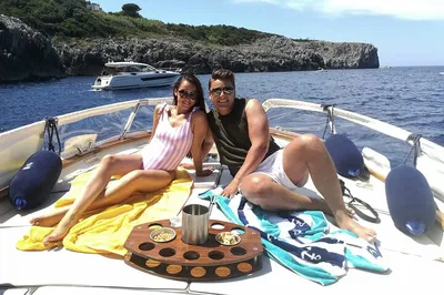 Positano Boat Tour: Swim, See Hidden Coast. Book Now!