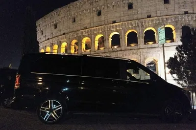 Enchanting Evening: Illuminated Romantic Rome Private Tour