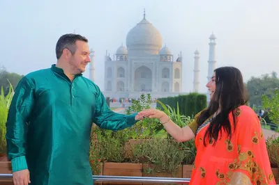 Unveiling Taj Mahal's Eternal Beauty: Skip-the-Line Private Tour