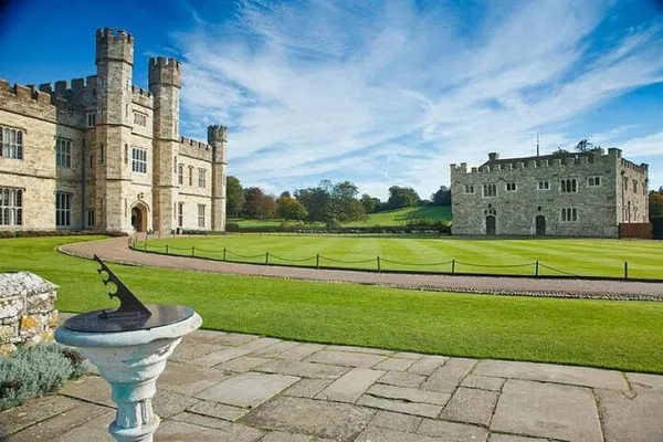 Uncover England's Treasures: A Bespoke Tour of Leeds Castle, Canterbury, and Dover