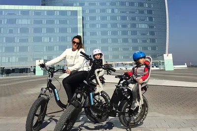 Barcelona E-Bike Tour: Historic Sites & Hidden Gems