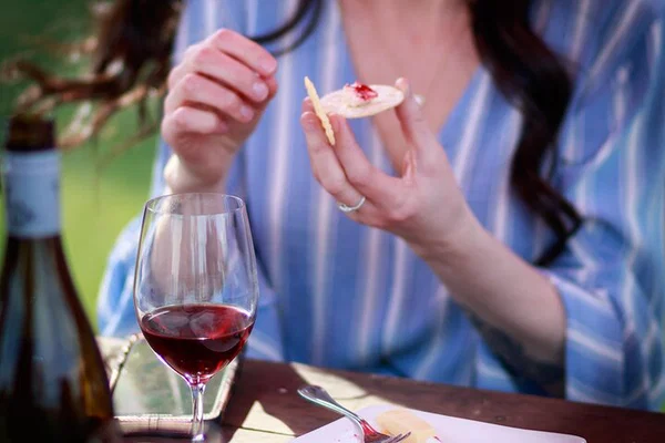 Sip & See: Fraser Valley Wine Tour with Coastal Views