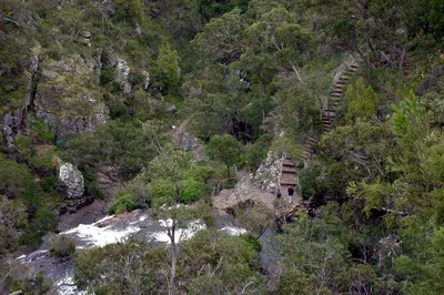 Grampians & Halls Gap: Unveiling Nature's Majesty on a Melbourne Day Trip