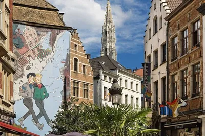 Brussels Old City: Unveiling History & Culture on Foot