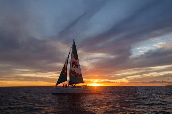 West Oahu Sunset Cocktail Cruise: Sip, Sail & Savor the Hawaiian Sunset