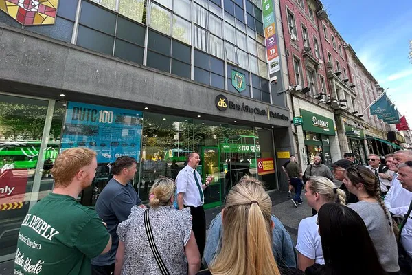 Dublin Walking Tour: History & Local Expert