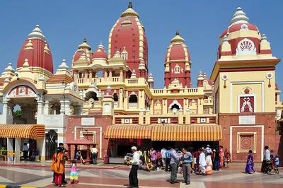 Delhi's Divine Journey: A Private Temple Tour Experience