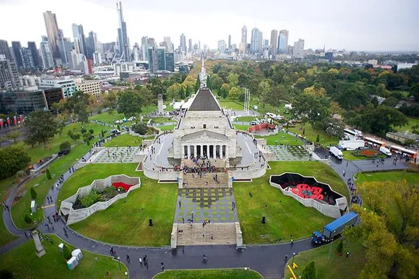 Uncover Melbourne's Heart: Shrine of Remembrance Cultural Guided Tour