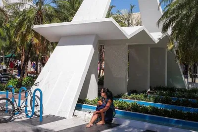 Miami Beach Design: Unveiling Hidden Gems & Neighborhood Dynamics