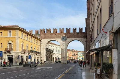 Verona's Secrets: City Discovery Game & Hidden Gems