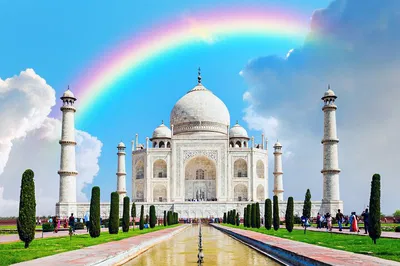 Unveiling Agra's Majesty: A Private Taj Mahal & Fort Day Trip from Delhi