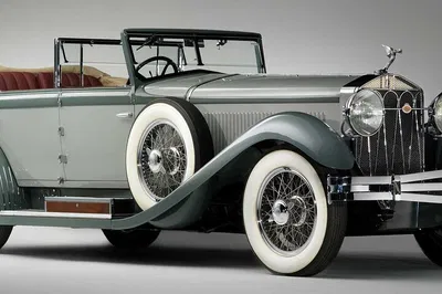 Parisian Charm: Vintage Car, Montmartre & Airport Transfers