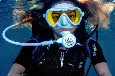 Elba's Underwater Adventure: Discover Scuba Diving with Sea Baptism
