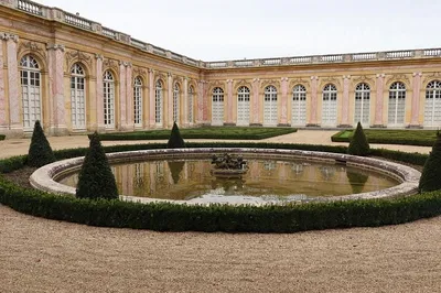 Versailles Private Tour: Skip-the-Line Palace & Gardens