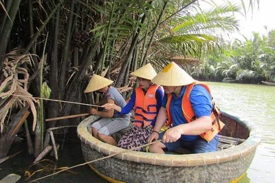 Hoi An Basket Boat Adventure: Paddle, Fish, and Explore!