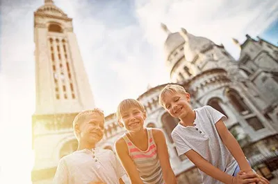 Paris Family Tour: Montmartre & Sacre Coeur!