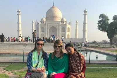 Unveiling Agra's Splendor: A Luxurious Taj Mahal Day Trip from Jaipur