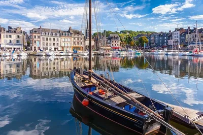 Normandy Coastal Charm: Honfleur, Deauville & Calvados Day Trip from Paris