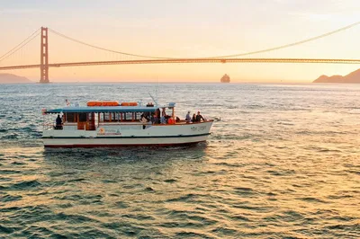 Sunset Bliss: 90-Minute Wine Therapy Yacht Tour on San Francisco Bay