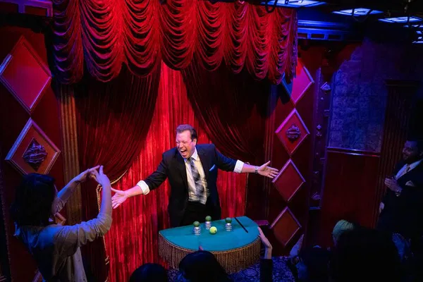 Downtown Phoenix Magic Show: The UP-CLOSE Experience!