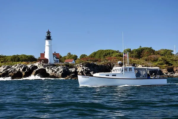 Maine's Fall Foliage: A Lobster Boat Cruise with Local Brews