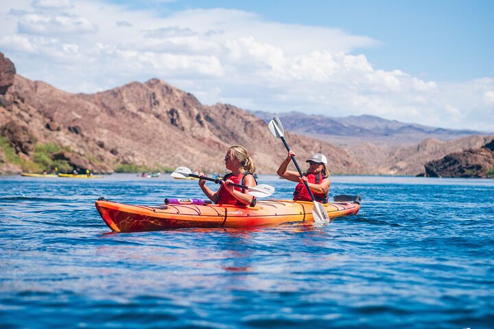 Emerald Cove Kayak Tour from Las Vegas