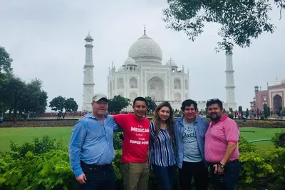 Majestic Taj Mahal: A Luxurious Day Trip from Delhi