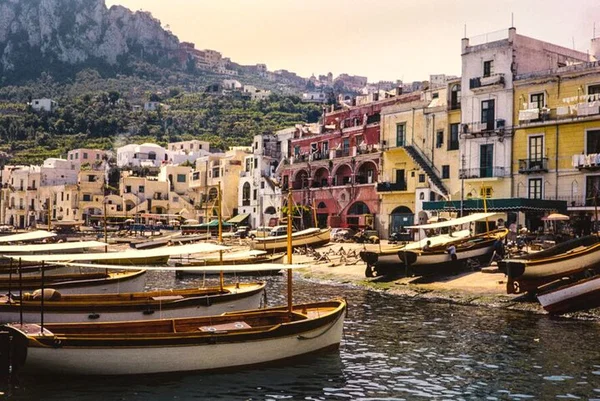 Capri Luxury: Exclusive Morning Yacht Escape with Italian Breakfast
