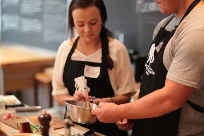 Umbrian Culinary Escape: Farmhouse Cooking Class & Dinner near Assisi