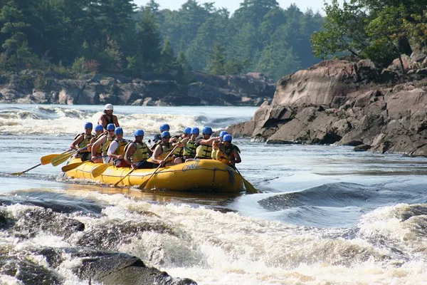 Ottawa River Rafting: Conquer the Rapids!